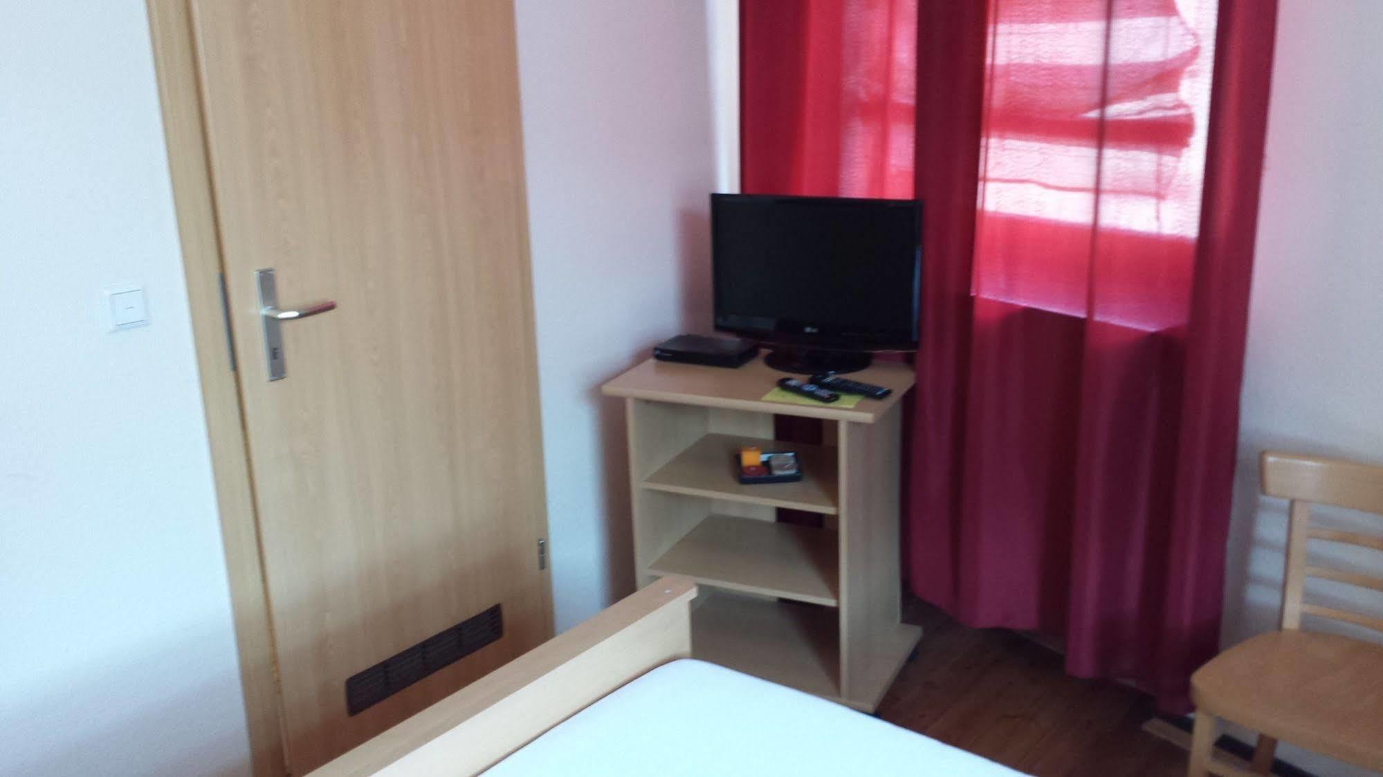 Hotel Kalimera Heddesheim Luaran gambar